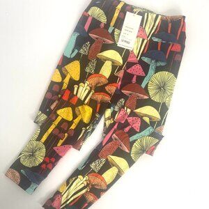 NWT MUSHROOM GRAPHIC LEGGINGS